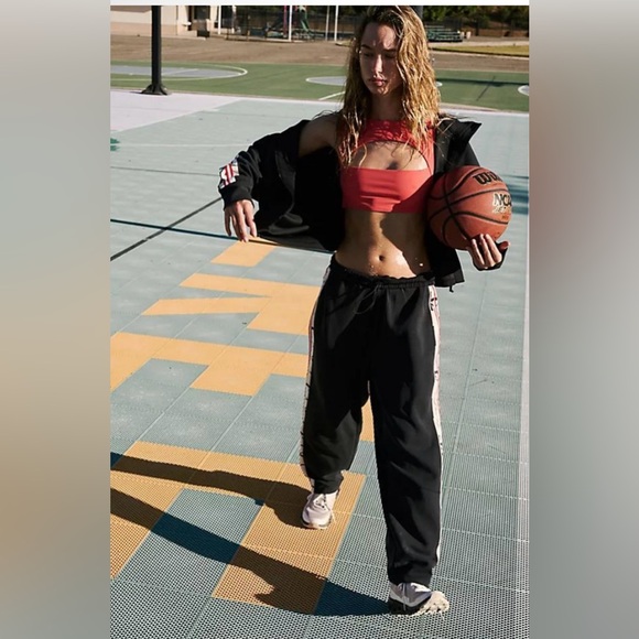 NWT FP MOVEMENT NO SWEAT TRACK PANTS Rt $118 - Picture 4 of 5